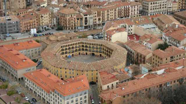 Plaza de toros poligonal