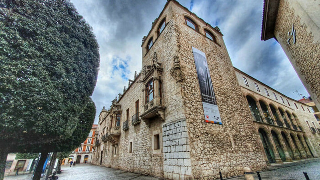 Casa del Cordón