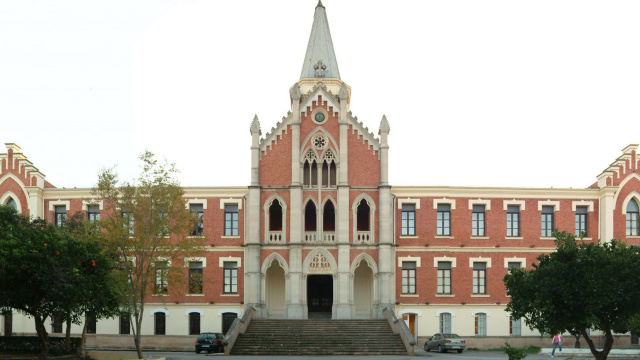 Capilla y Cripta de los Marqueses de Linares