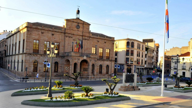 Plaza del Ayuntamiento de Linares