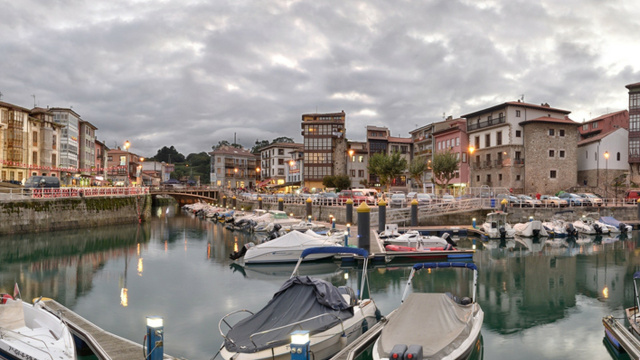 Llanes